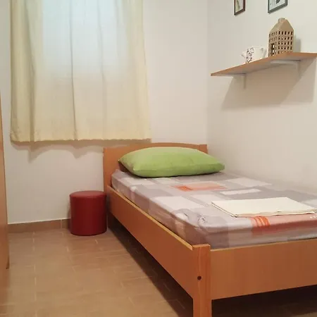 Sea View Apartment, * Primošten