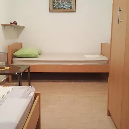 Sea View Apartment, Apartamento *